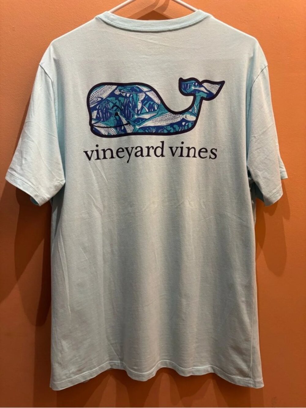Vineyard Vines t-shirt